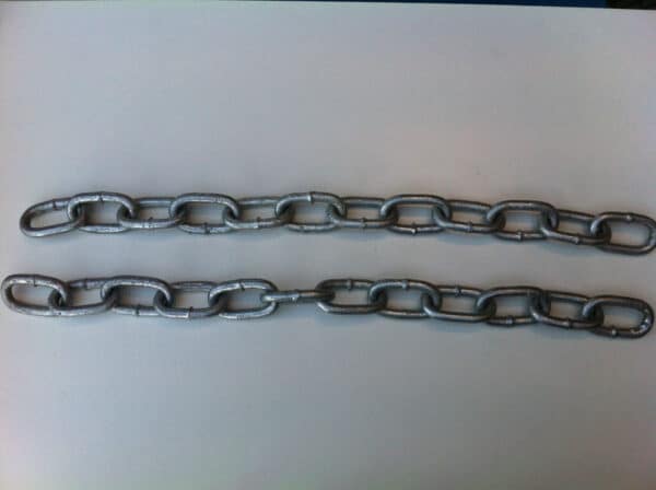 600kg - 1600kg Rated Galvanised Trailer Safety Chains (Pair)