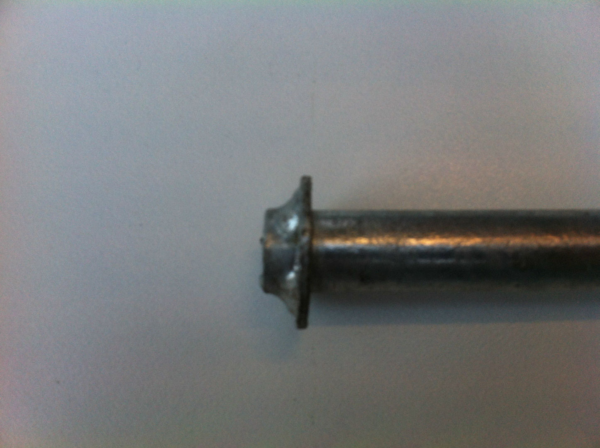 6" Galvanised Boat Trailer Roller Pin 16mm to suit 6" rollers - Image 4