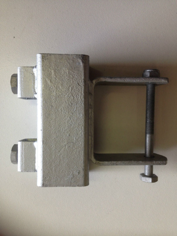 Galvanised Heavy Duty Slide Bracket to suit 75x50mm Crossmember & 40x40mm Uprights - Image 3