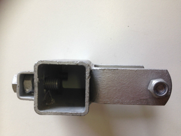 Galvanised Heavy Duty Slide Bracket to suit 75x50mm Crossmember & 40x40mm Uprights - Image 6