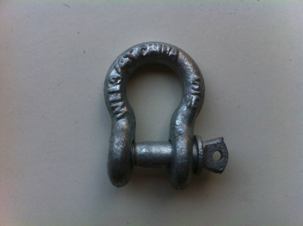 Bow Shackle - 0.75 Ton - Galvanised