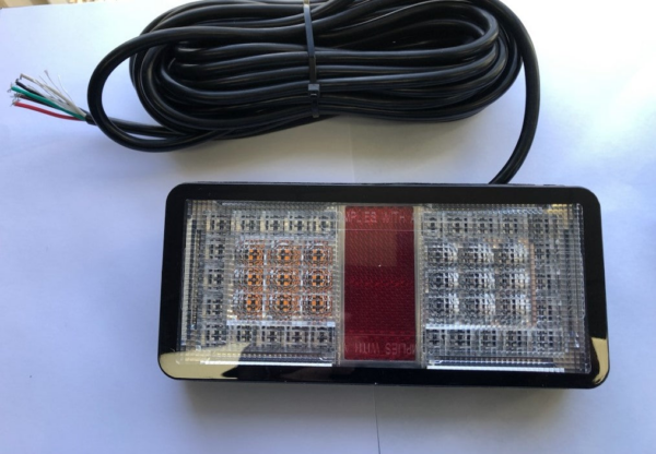 Trojan Boat Trailer Submersible LED Lights with 9m Cable & Plug - Image 6